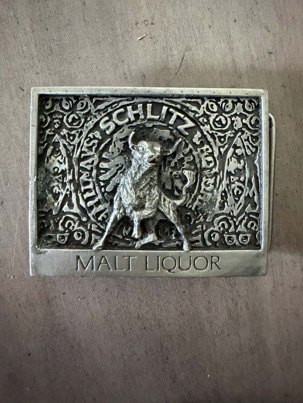 Vintage Schlitz Malt Liquor Pewter Belt Buckle with Bull Design
